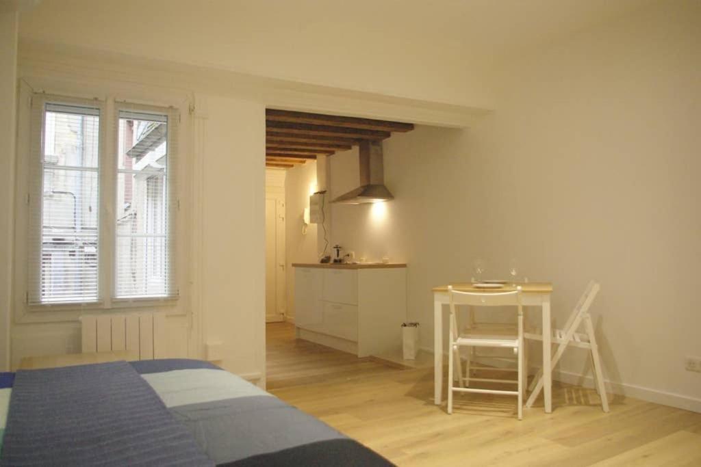 Dijon Standing Historic City Apartment Exterior foto